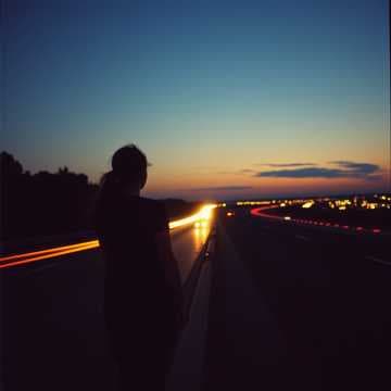 Fais attention sur la route 